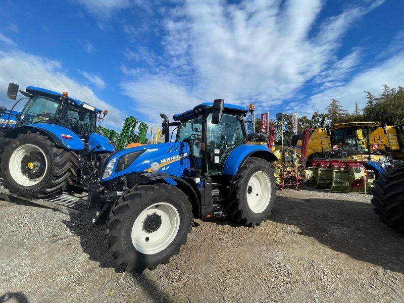 New Holland T6.145 Dynamic Command SideWinder II (Stage V)