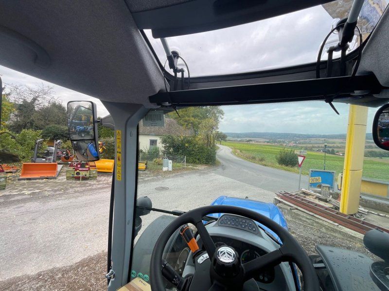 New Holland T6.145 Dynamic Command SideWinder II (Stage V)