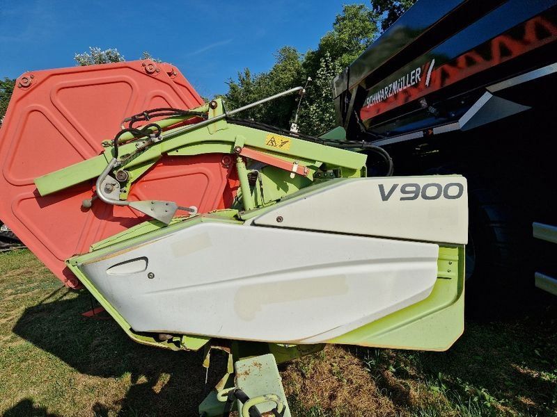 Claas V900