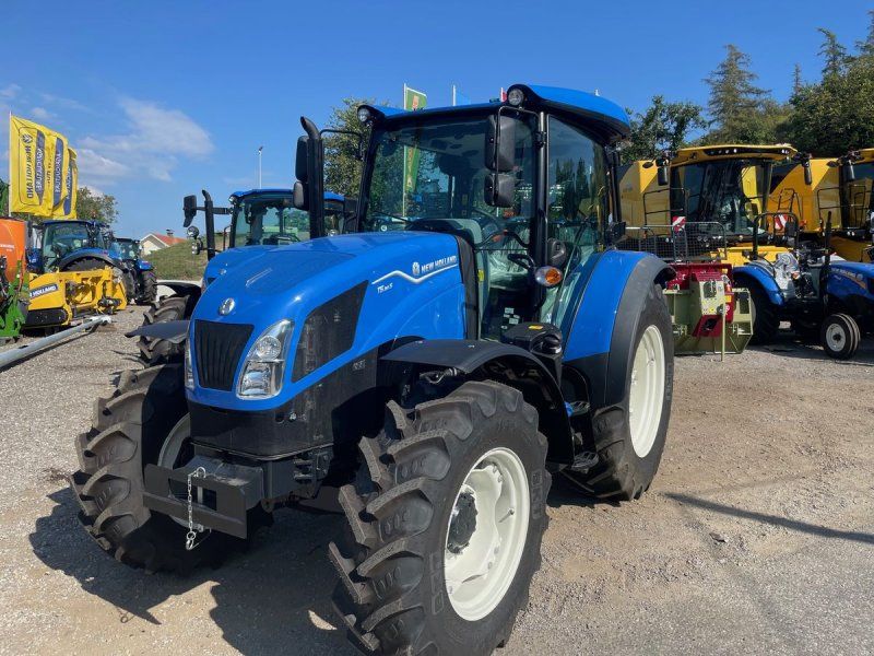 New Holland T5.90S