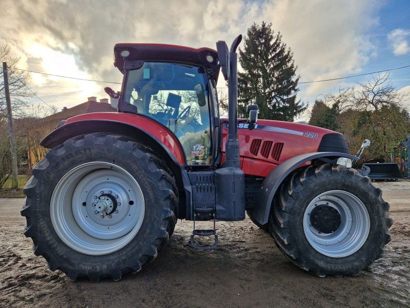Case IH Puma 220