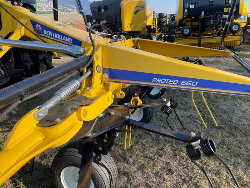 New Holland ProTed 660