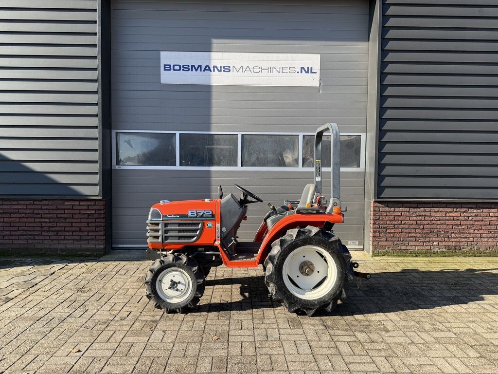 Kubota B72 4WD minitractor