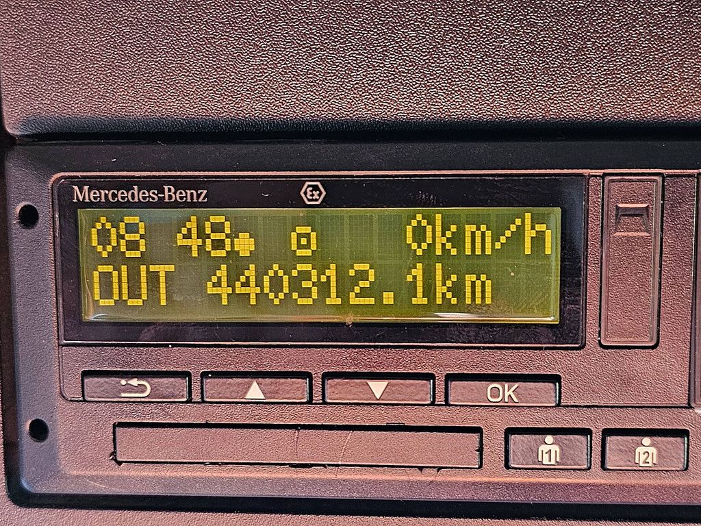 MERCEDES-BENZ AROCS 1843 4x4