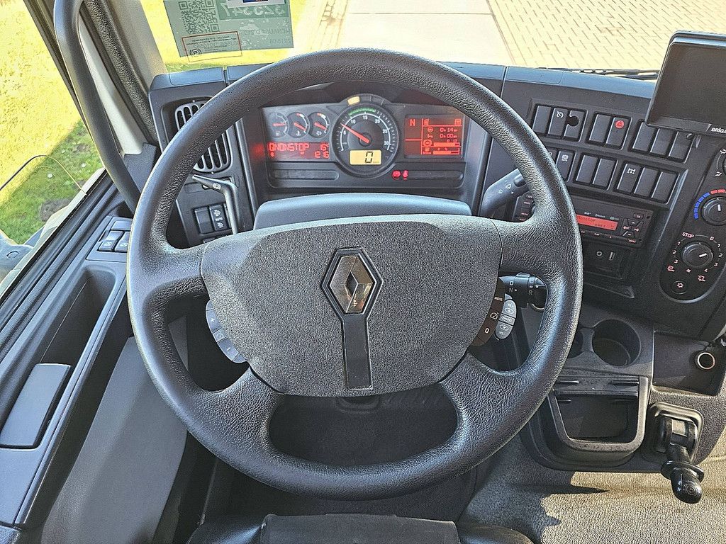 RENAULT D 210