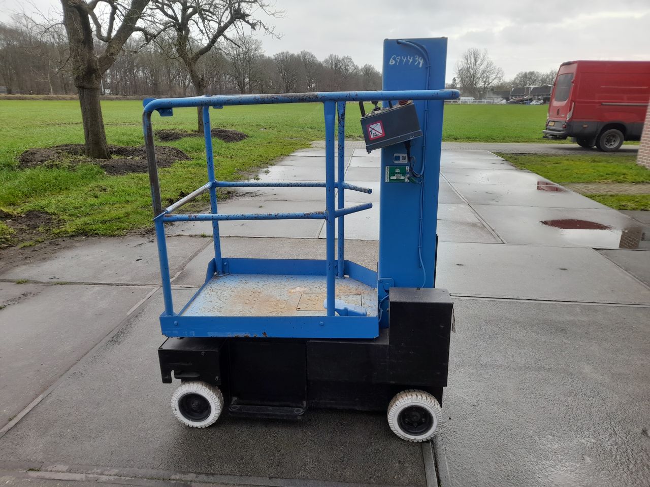 Aichi masthoogwerker SV04B 5,8 meter werkhoogte zeer compact