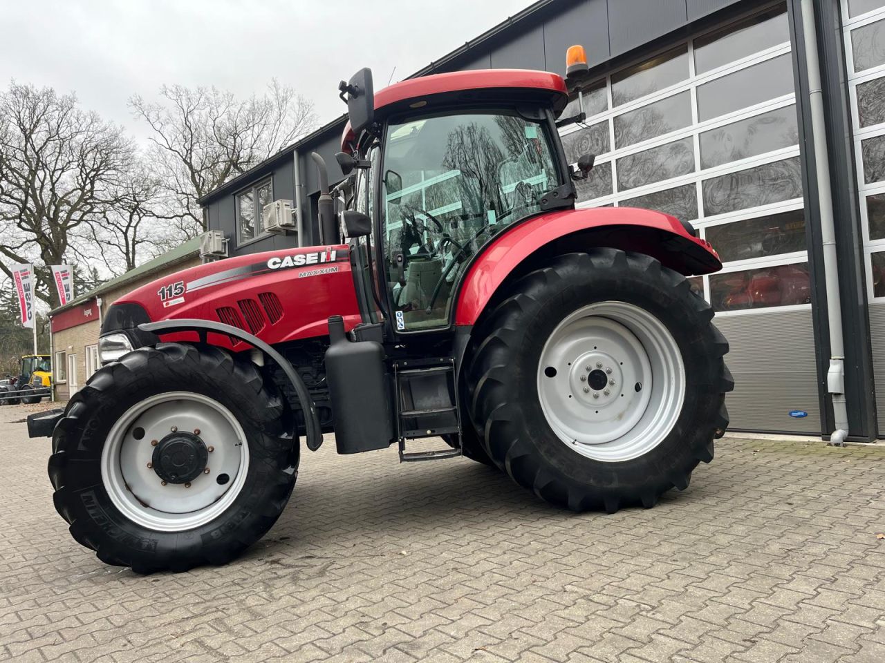 Mooie maxxum 115