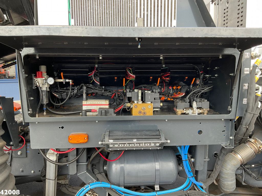 DAF FA LF 230 Johnston VT 650