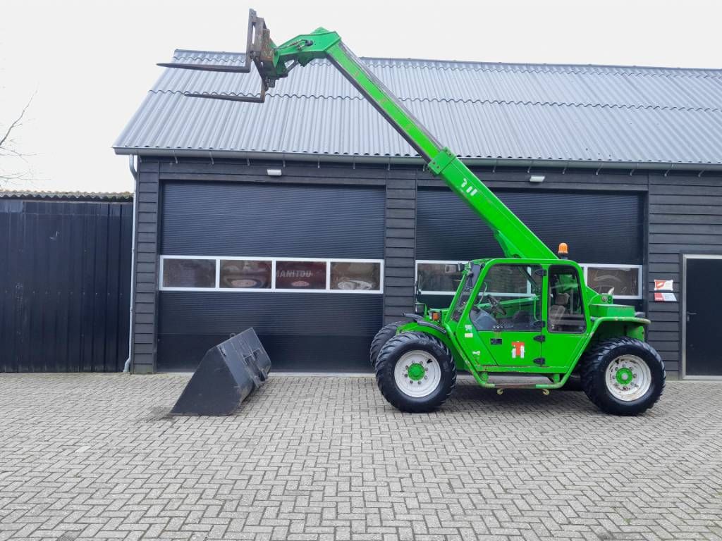 Merlo P 26.6 LP verreiker met bak en vorken 2.00M!