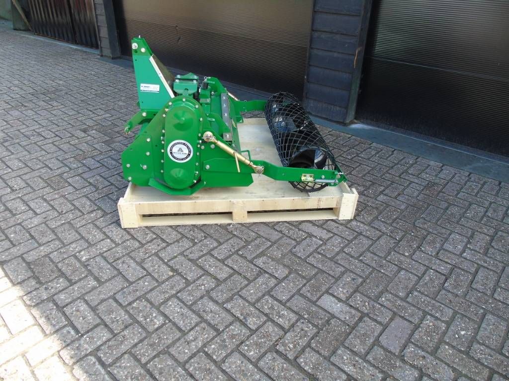 Overtopfrees SB 105 vollegrondsfrees met verkruimelrol