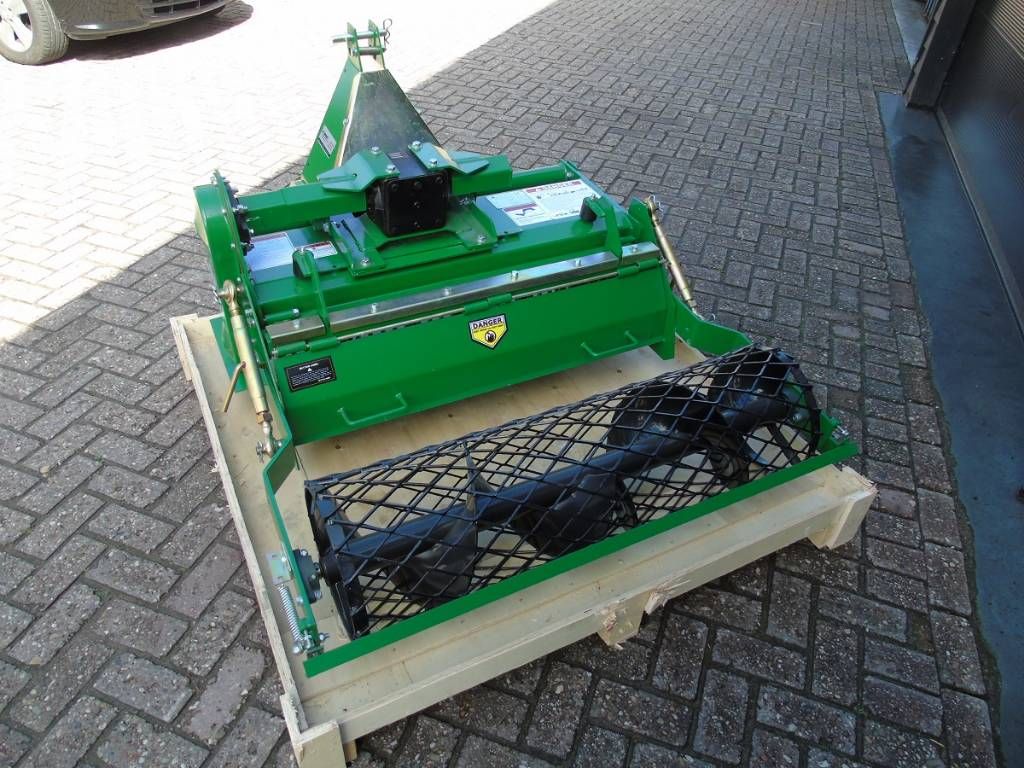 Overtopfrees SB 105 vollegrondsfrees met verkruimelrol