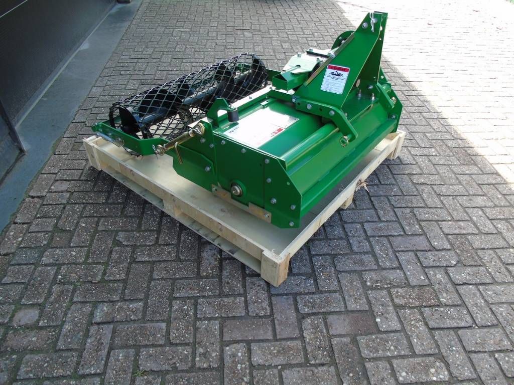 Overtopfrees SB 105 vollegrondsfrees met verkruimelrol