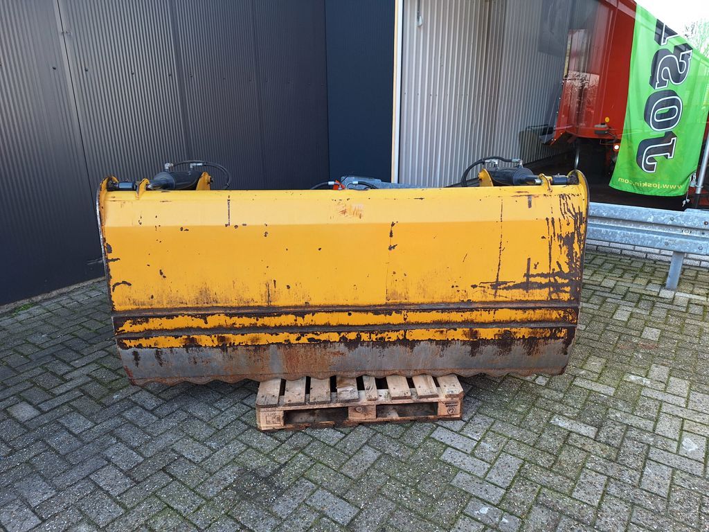 Mammut SILO CAT 220 M