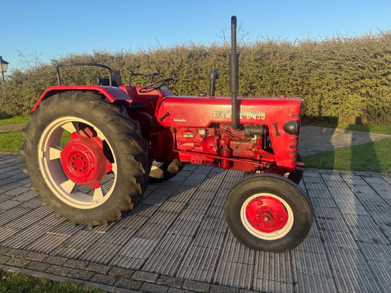 Mc Cormick Farmall D-430
