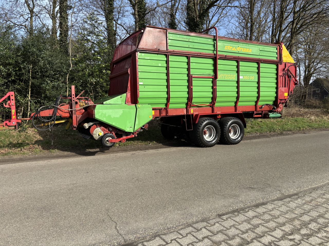 Strautmann vitesse 260 DO opraapwagen