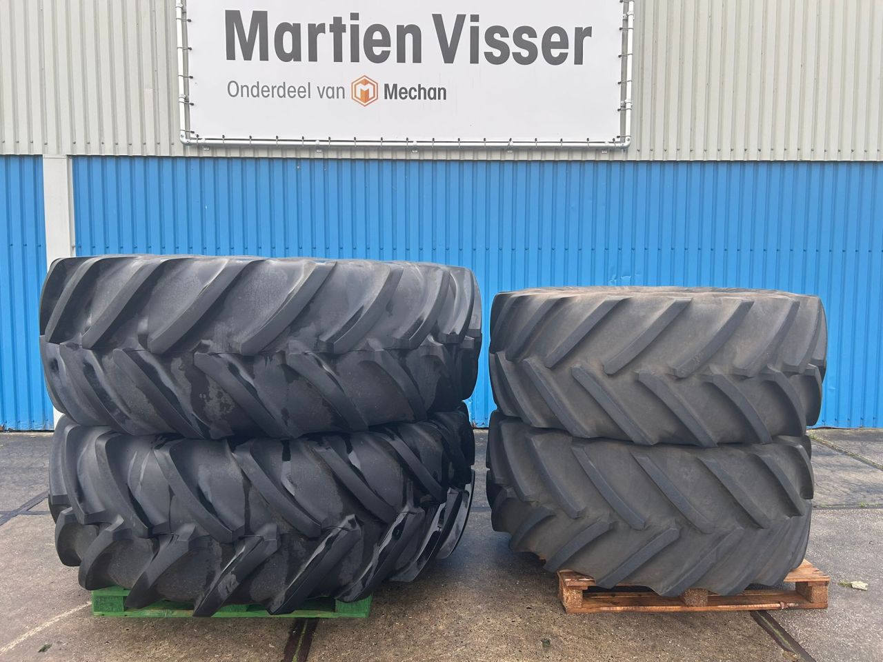 Michelin MachXbib 710/70R42&600/70R30 op 10 gaats Fendt velgen