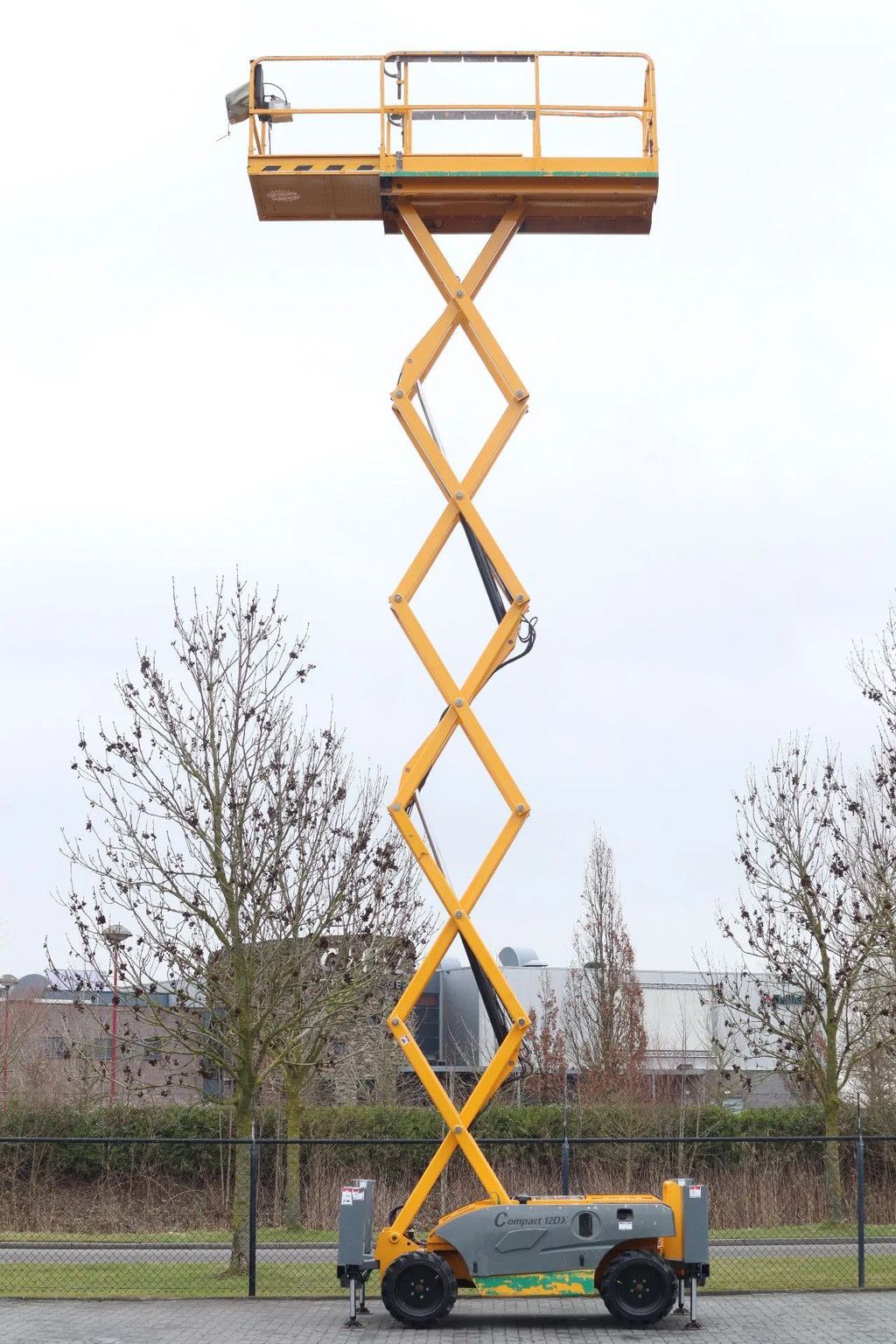 Haulotte COMPACT 12DX | 12 METER | 450 KG | OUTRIGGERS