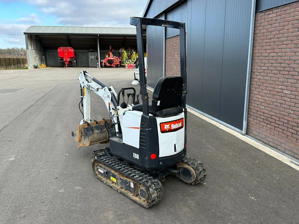 Bobcat E08 minikraan