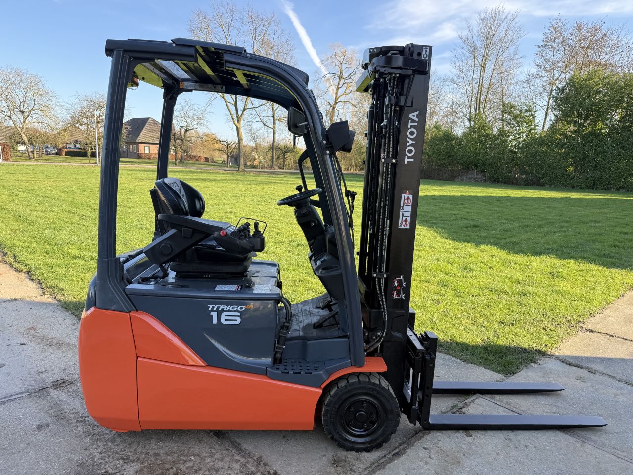 Toyota Traigo 1600kg triplex Freelift Sideshift 3900uur