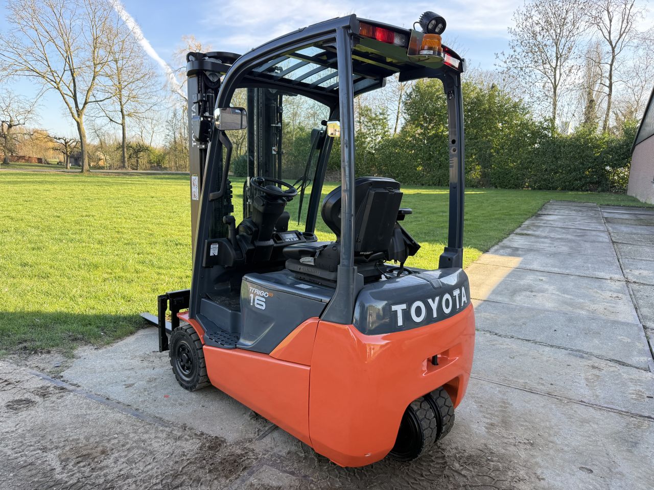 Toyota Traigo 1600kg triplex Freelift Sideshift 3900uur