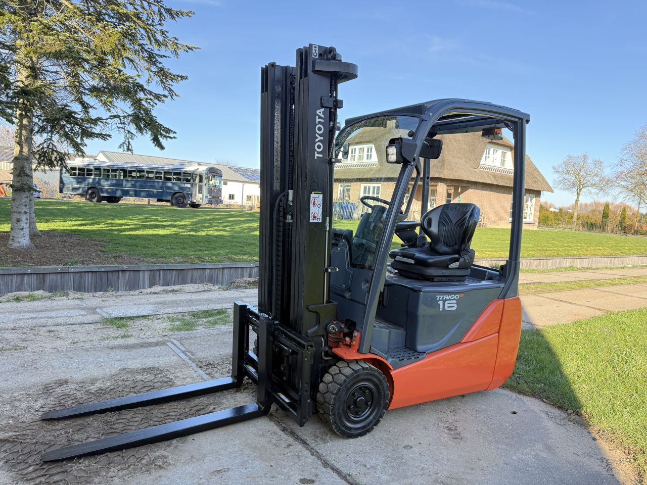 Toyota Traigo 1600kg triplex Freelift Sideshift 3900uur