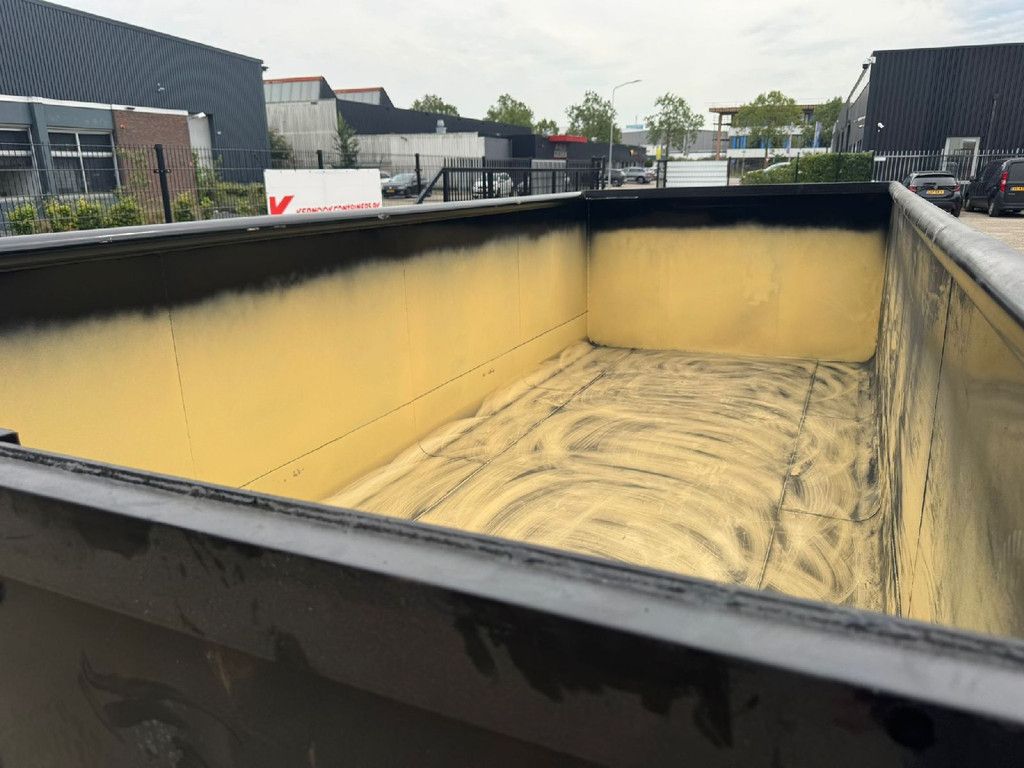 Vernooy 20M3 ZWART RAL9005 NIEUW 9402