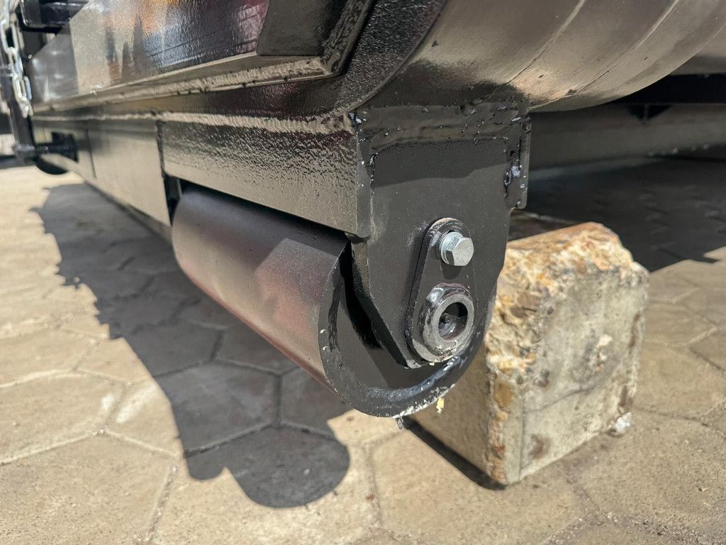 Vernooy 20M3 ZWART RAL9005 NIEUW 9406