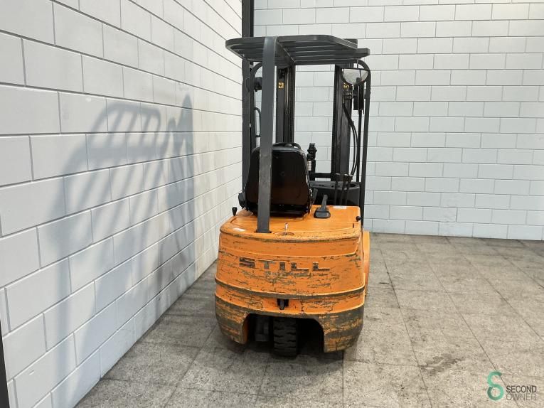 Forklifts Electric Still R50-15 2001 Triplex