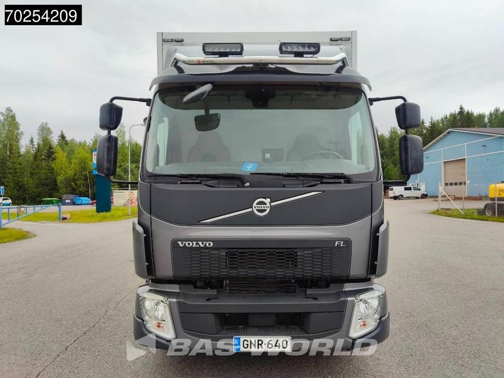 Volvo FL 250 4X2 14tonner Automatic Exhibition truck EURO 6