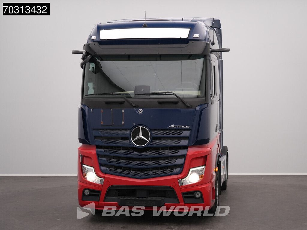 Mercedes Actros 1846 4X2 Bigspace Retarder Mirrorcam Navi