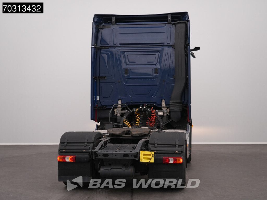 Mercedes Actros 1846 4X2 Bigspace Retarder Mirrorcam Navi