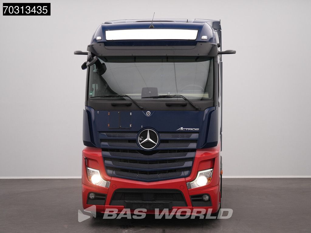 Mercedes Actros 1846 4X2 Bigspace Retarder Mirrorcam Navi