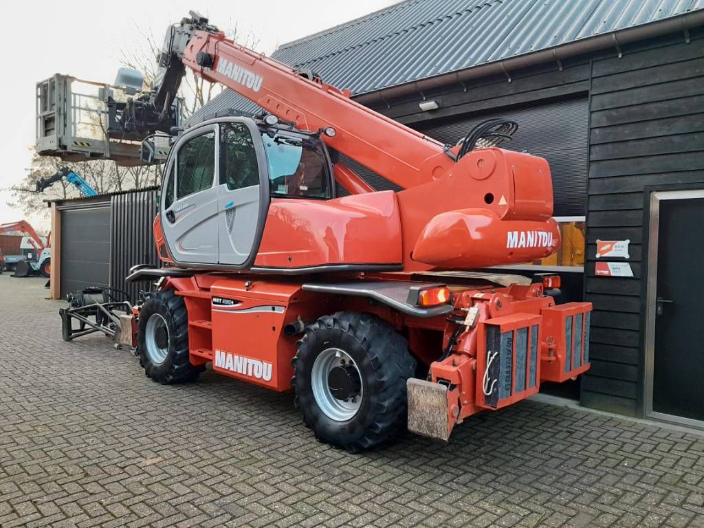 Manitou MRT 2150 Plus Privilege Remote - Manbasket - Winch