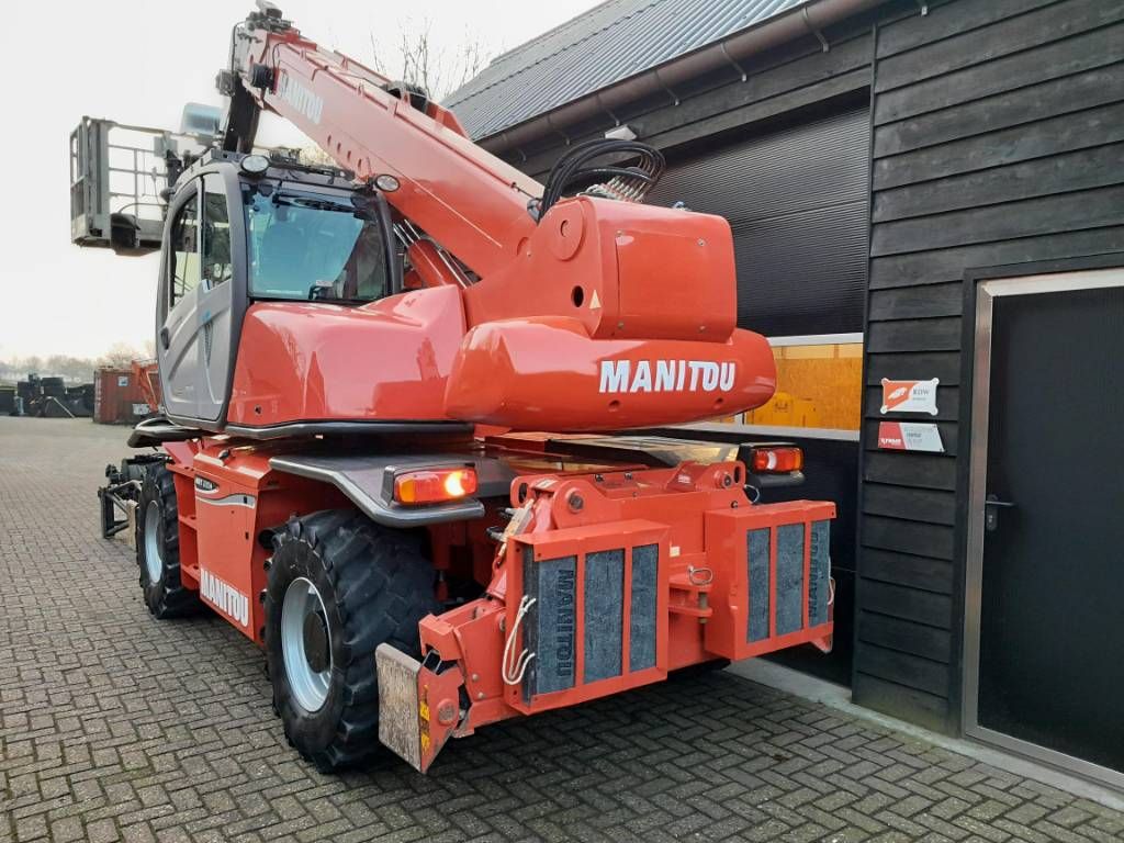Manitou MRT 2150 Plus Privilege Remote - Manbasket - Winch