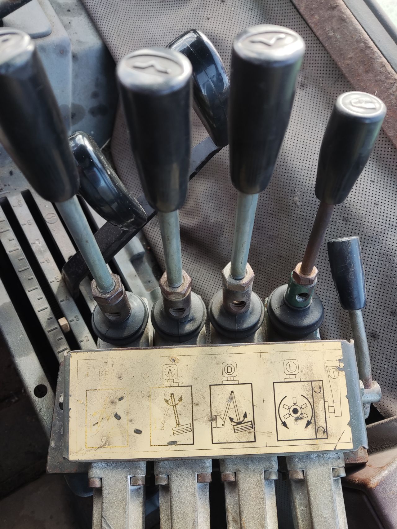 BERTI armklepmaaier (type FB/G 380, 100 cm., i.g.s.)