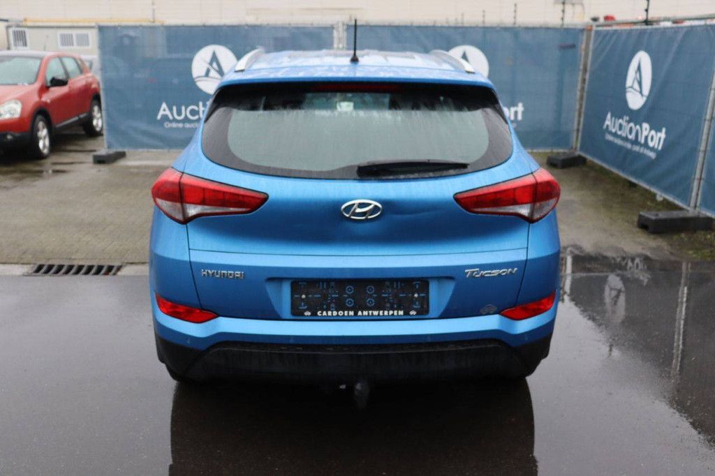 SUV Hyundai Tucson Petrol 132hp 2016 (Margin)