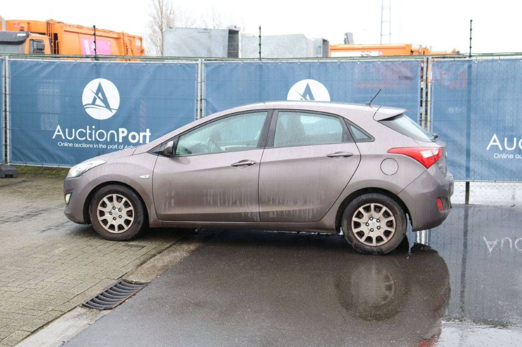 Pkw Hyundai i30 Diesel 100 PS 2014 (Margin)