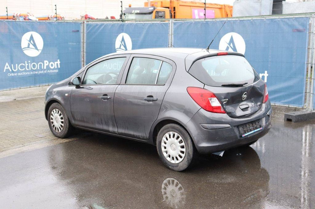Pkw Opel Corsa 65 PS 2013 (Margin)