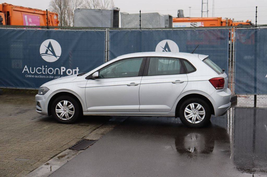 Passenger car Volkswagen Polo Petrol 95 hp 2018 (Margin)