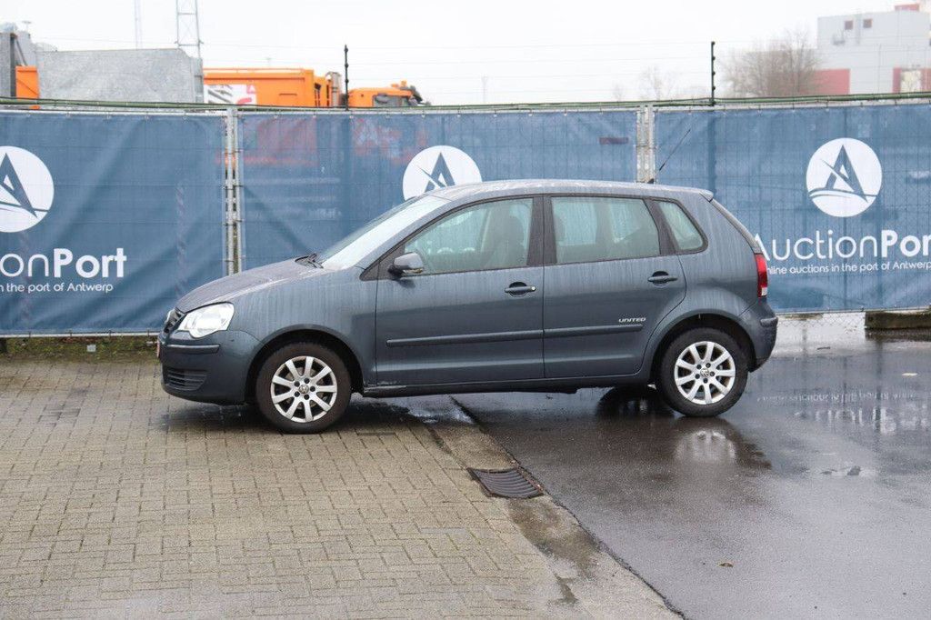 Passenger car Volkswagen Polo Petrol 60 hp 2008 (Margin)