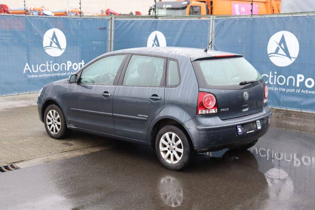 Passenger car Volkswagen Polo Petrol 60 hp 2008 (Margin)
