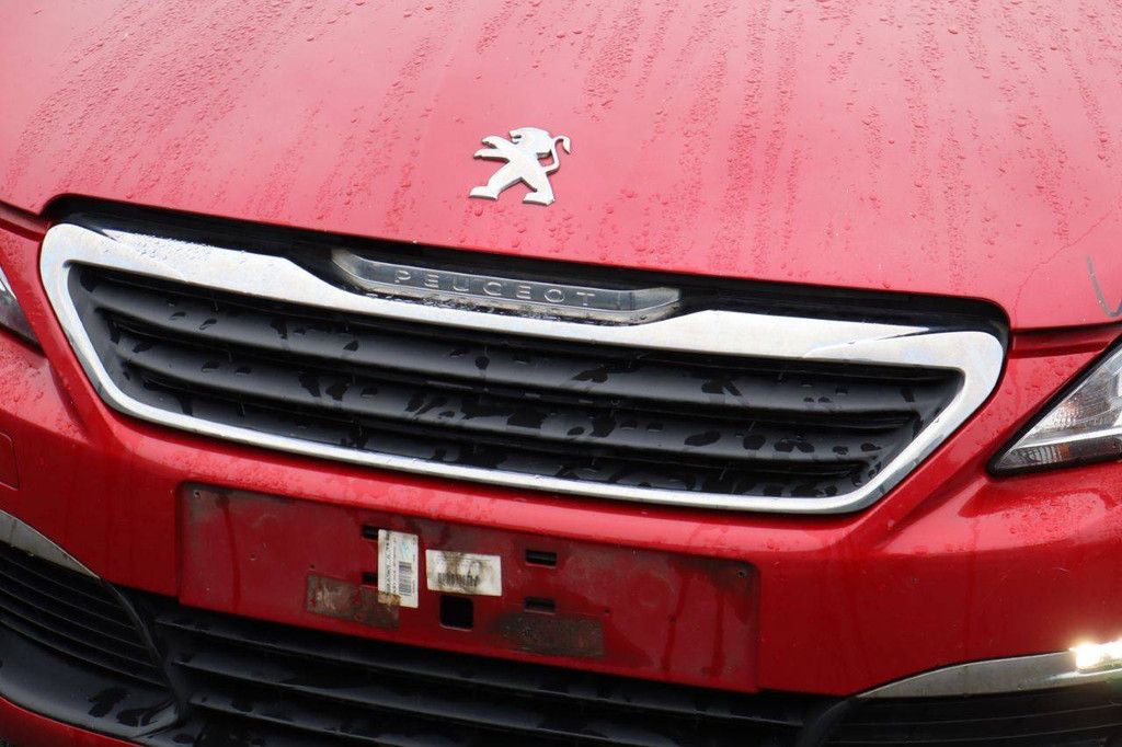 Pkw Peugeot 308 Benzin 110 PS 2018 (Marge)