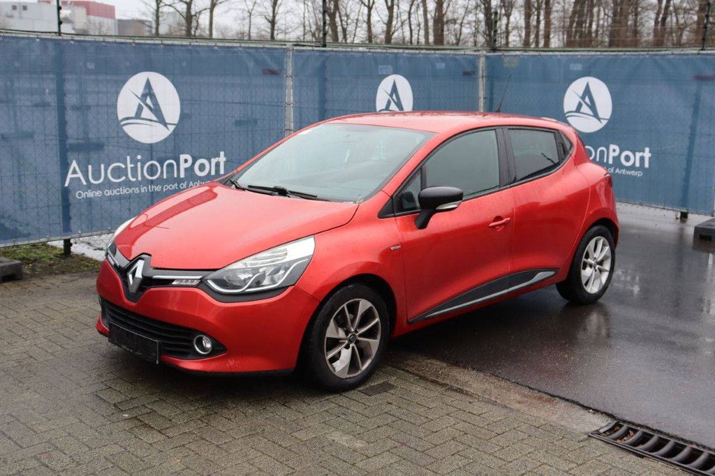 Passenger car Renault Clio Diesel 90 hp 2017 (Margin)