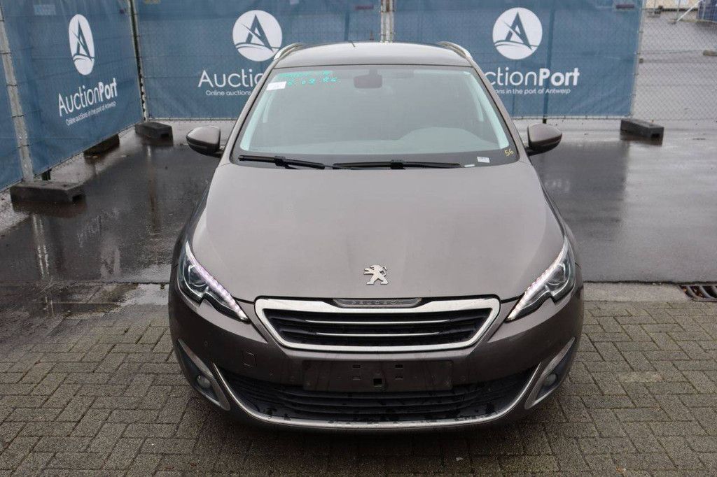 Passenger car Peugeot 308 Diesel 116 hp 2014 (Margin)