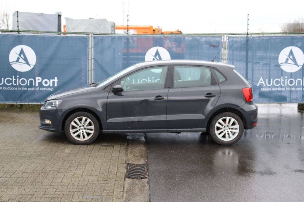 Pkw Volkswagen Polo Benzin 60 PS 2016 (Marge)