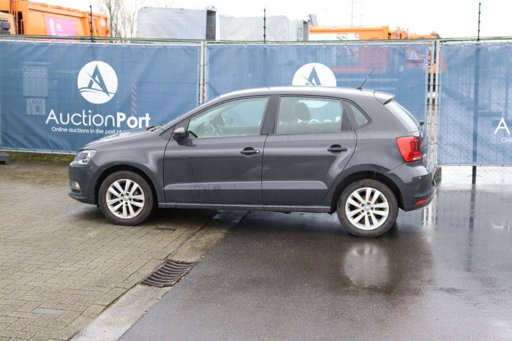 Pkw Volkswagen Polo Benzin 60 PS 2016 (Marge)