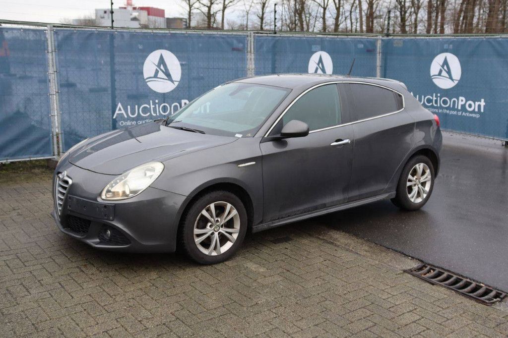 Pkw Alfa Romeo Giulietta Diesel 105 PS 2012 (Marge)