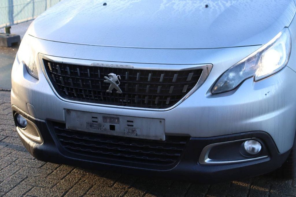 SUV Peugeot 2008 Petrol 82 hp 2019 (Margin)