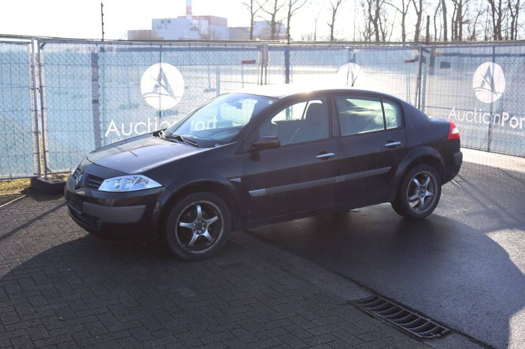 Pkw Renault Mégane Benzin 113 PS 2005 (Marge)