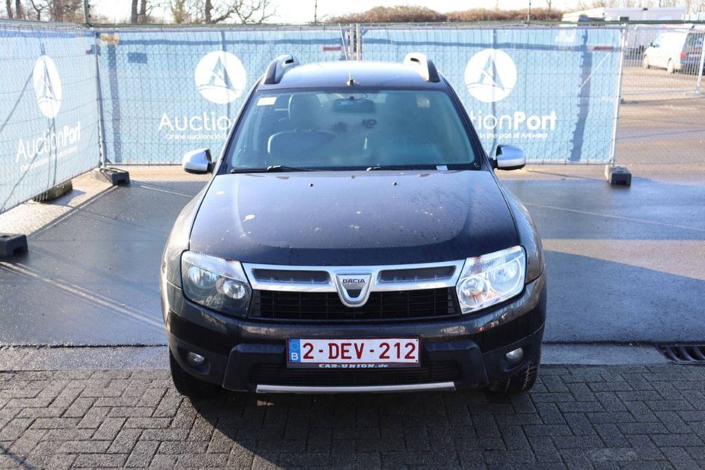SUV Dacia Duster Diesel 107 PS 2013 (Marge)